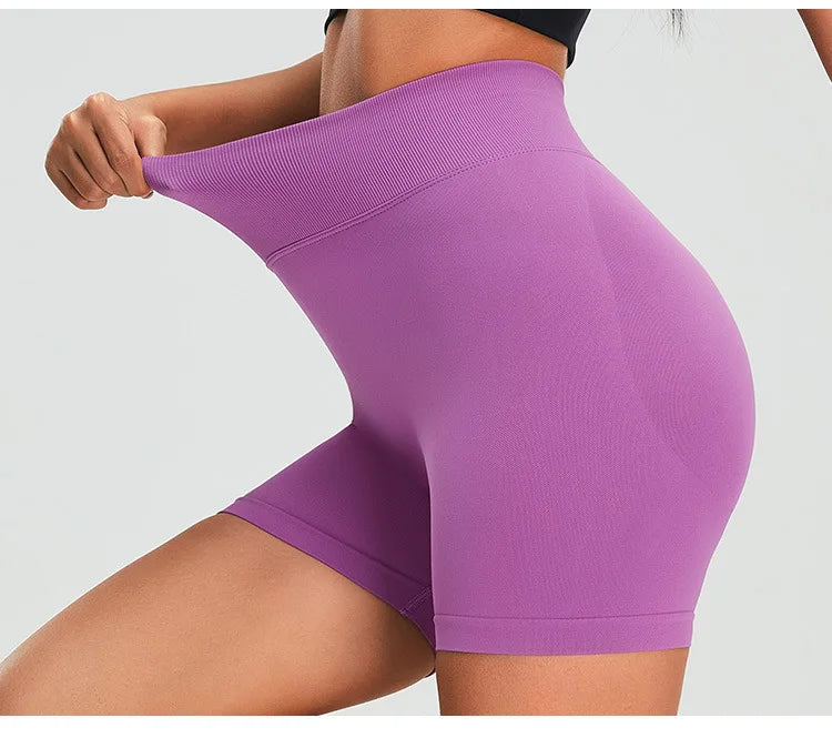 Short Feminino com Cintura Alta e Costura Levanta BumBum